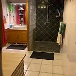 홈스테이 Salon Independant, Salle De Bain Wc Prives, Jardin Prive, Piscine Partagee Pres D'un Mesnil-Saint-Père